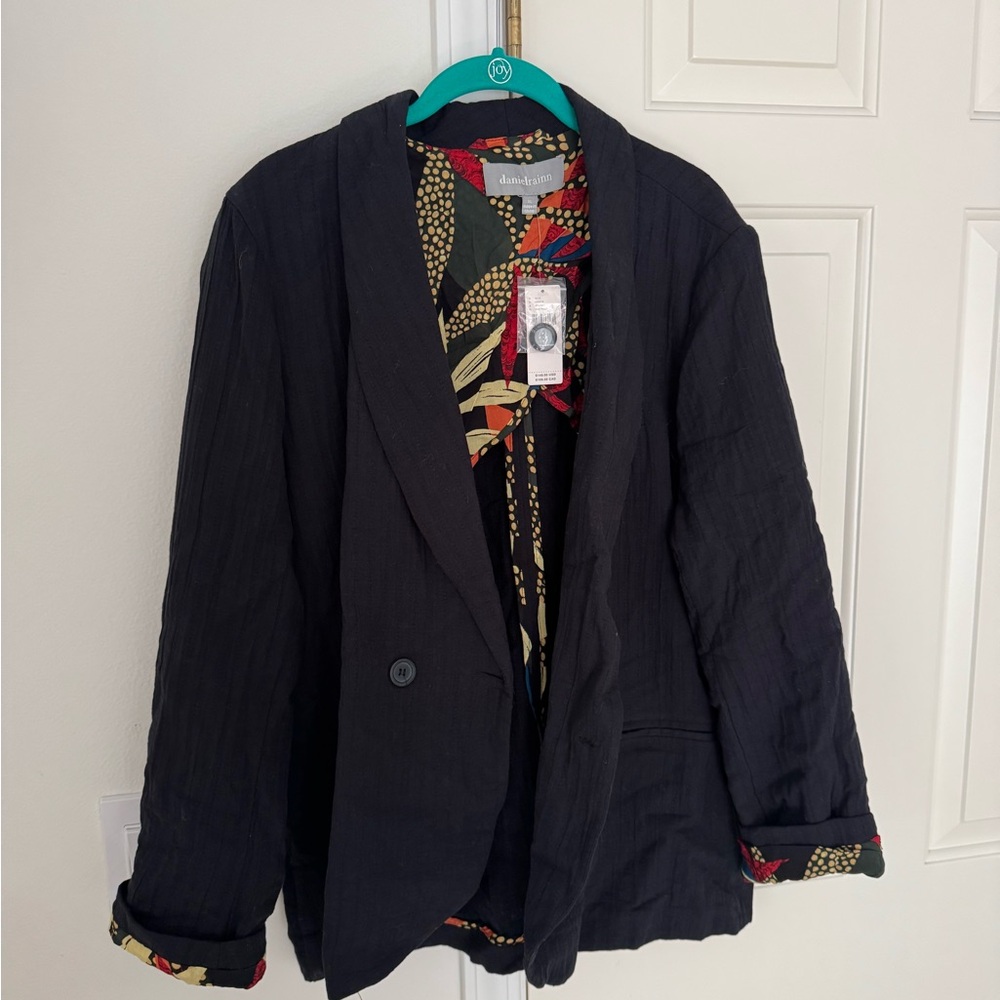 Daniel Rainn Black Jacket with Vibrant Lining